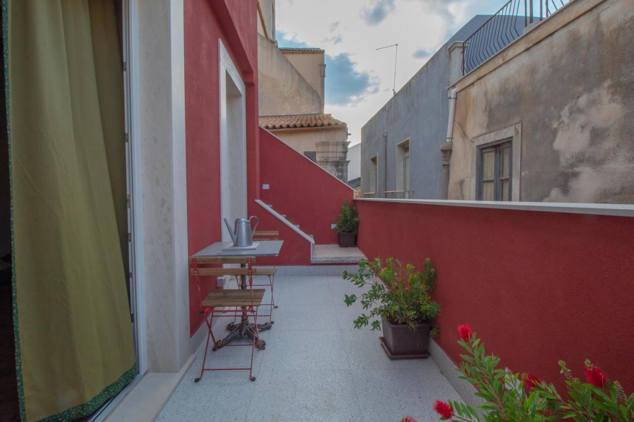 Maison Rouge Ortigia Syracuse Exterior photo